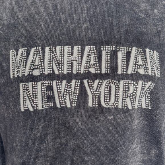 Wild Fable, Manhattan New York Embellished Oversized Crew Neck Sweatshirt, XXS - Picture 4 of 9